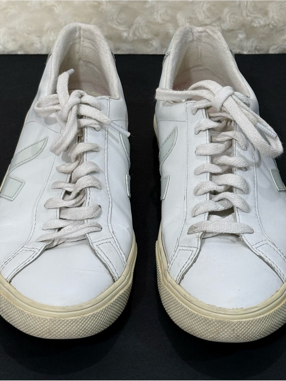 Veja White Leather Lace-Up Sneakers, Sz 7